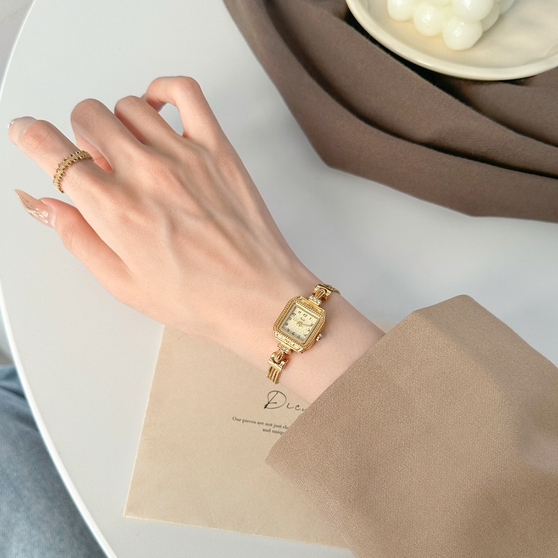 Luxo requintado ouro relógio d - Luxury Watch Square avaliação e preço