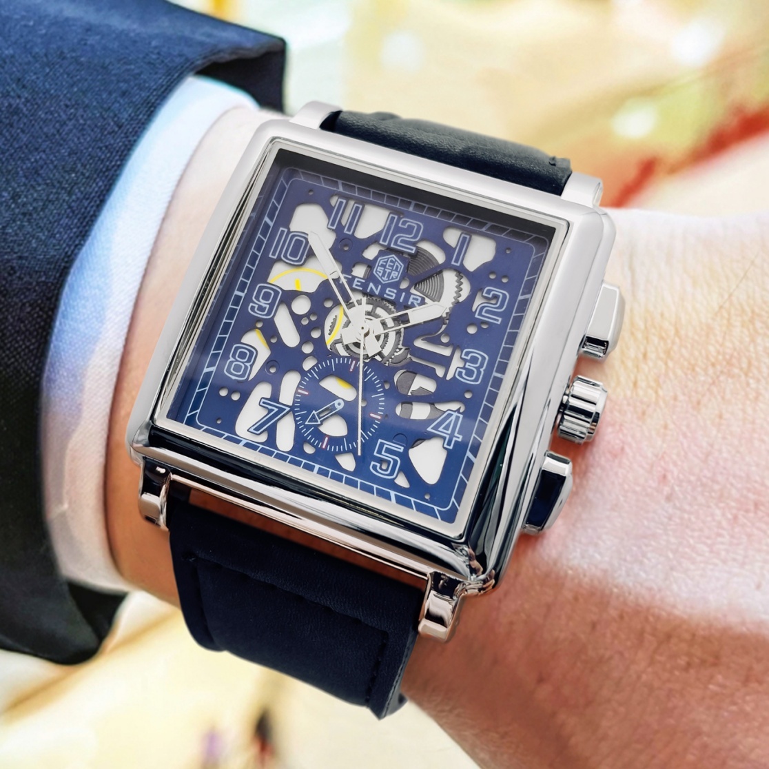 Um Item Popular no Comércio Ex - Luxury Watch Trading avaliação e preço