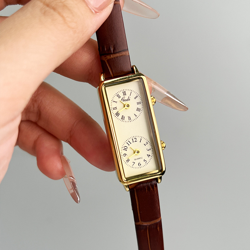 Relógio Feminino Criativo de M - Luxury Watch Square avaliação e preço