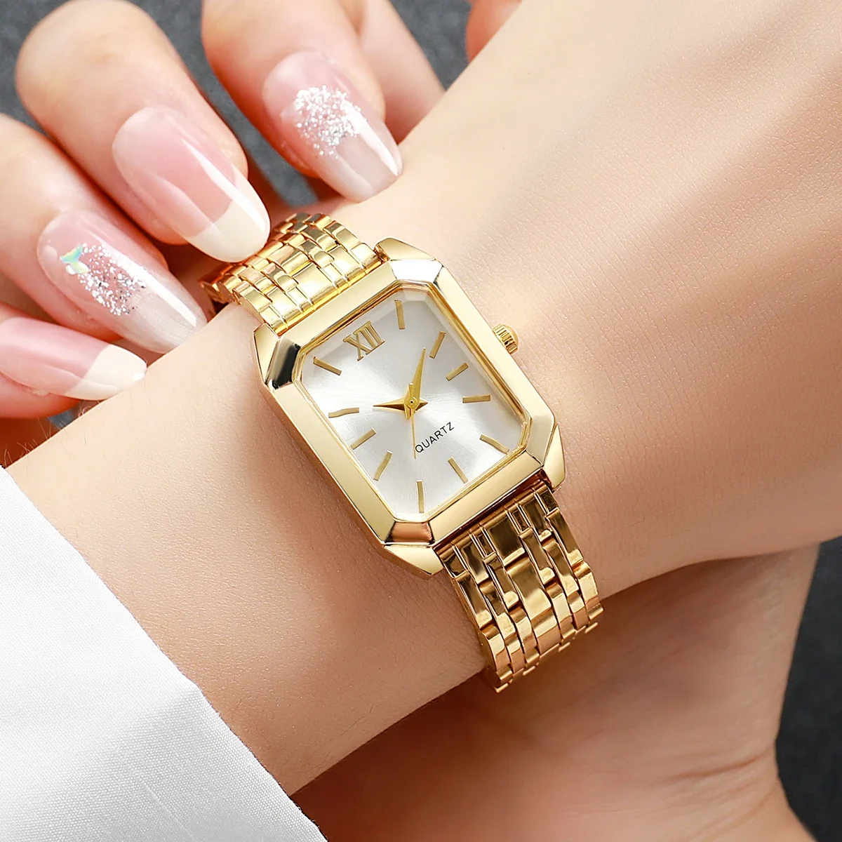 Relógio Feminino Surpresa em C - Luxury Watch Square avaliação e preço